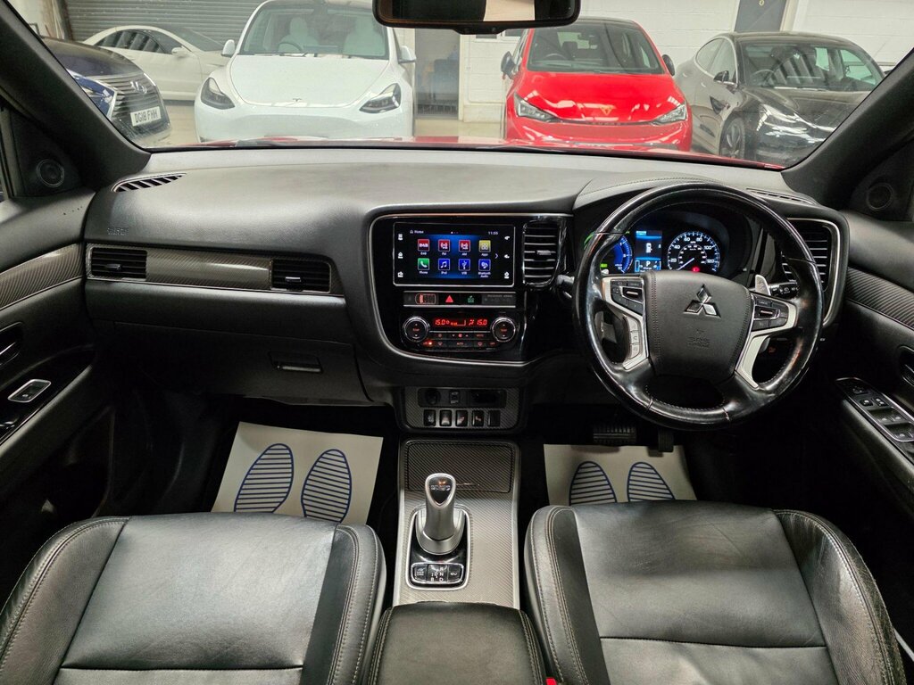 Mitsubishi Outlander 2.4H Twinmotor 13.8Kwh 4H Cvt 4Wd Euro 6 Ss WP69BHE Red #4