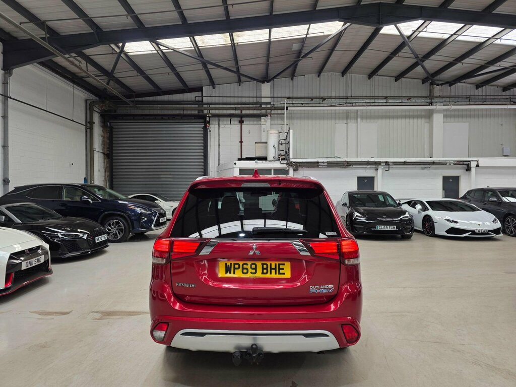 Mitsubishi Outlander 2.4H Twinmotor 13.8Kwh 4H Cvt 4Wd Euro 6 Ss WP69BHE Red #3
