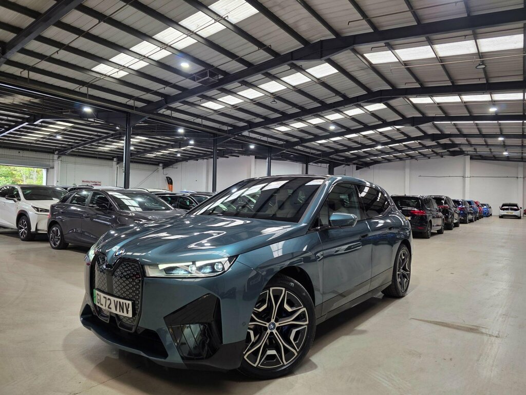BMW iX 40 76.6Kwh M Sport Edition Xdrive GL72VNV Blue