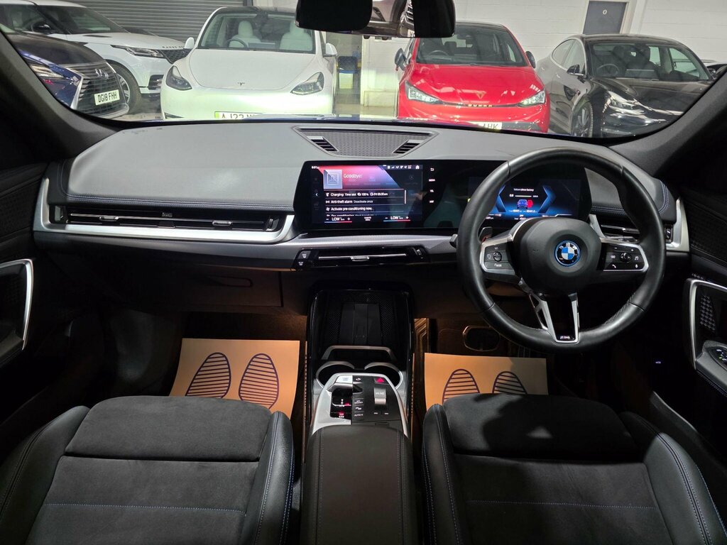 BMW iX 30 66.5Kwh M Sport Xdrive 11Kw Charger NG23DVJ Blue #4