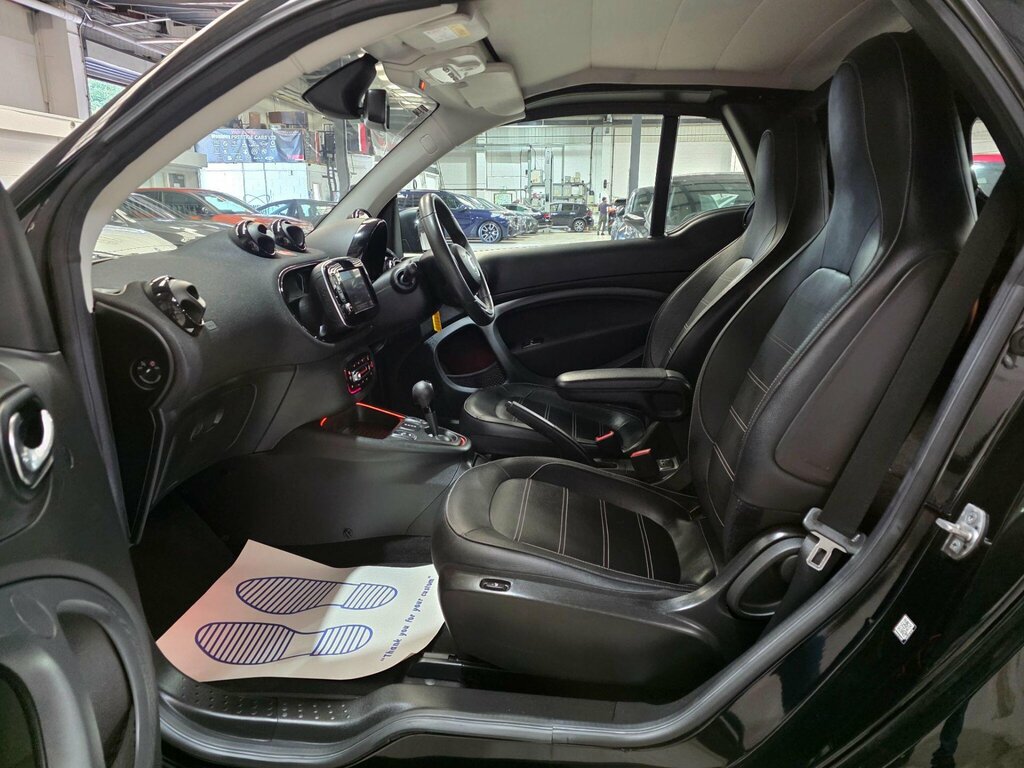 Smart Fortwo Cabrio 60Kw Eq Pulse Premium 17Kwh 22Kwch Black #20