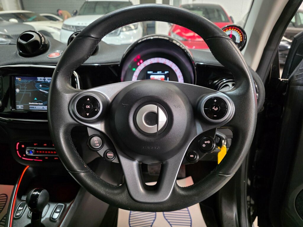 Smart Fortwo Cabrio 60Kw Eq Pulse Premium 17Kwh 22Kwch Black #15