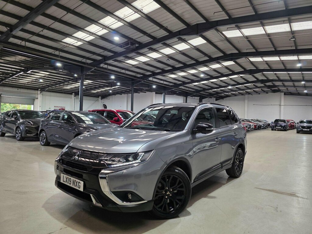 Mitsubishi Outlander 2.0 Mivec Black Cvt 4Wd Euro 6 Ss Grey