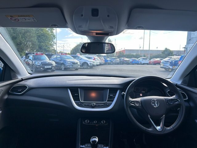 Vauxhall Grandland X Se Premium White #8