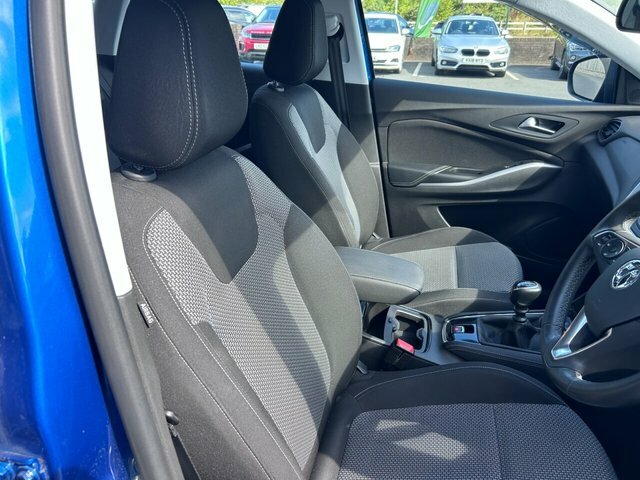 Vauxhall Grandland X Se Premium White #9