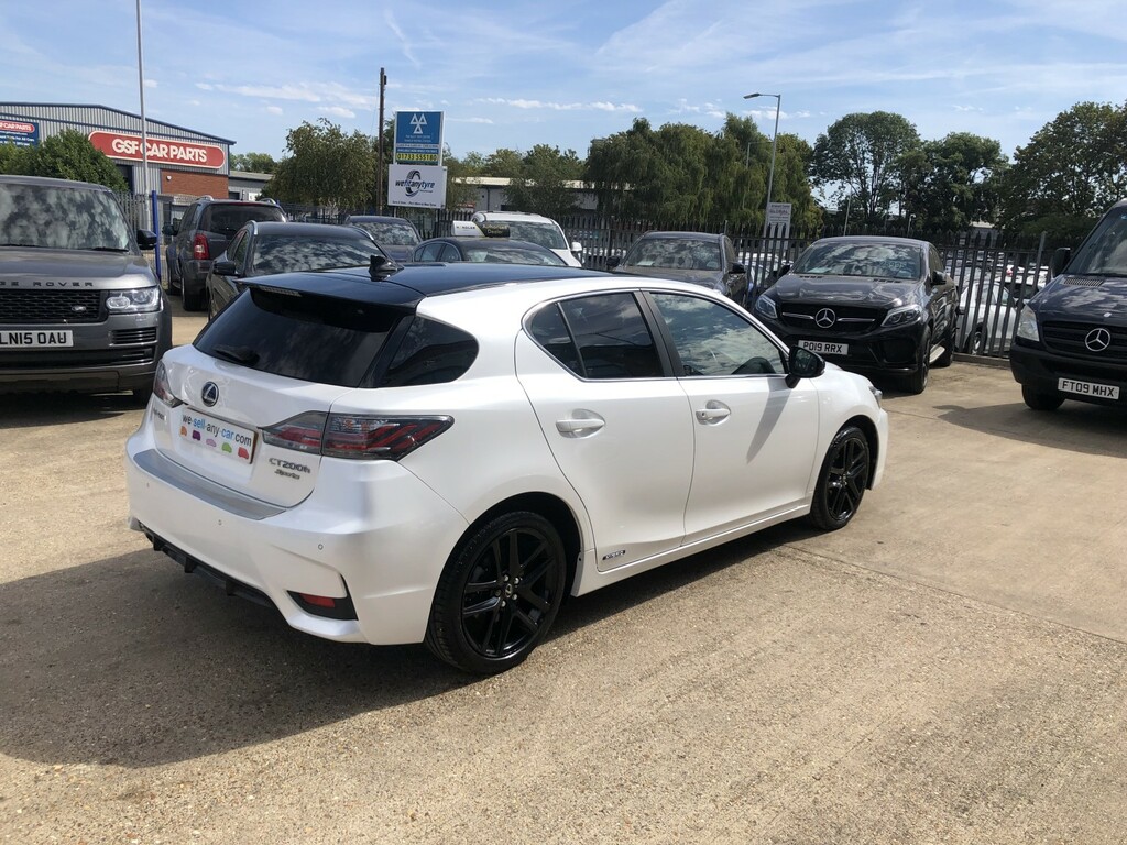 Lexus CT 1.8 200H Sport White #6