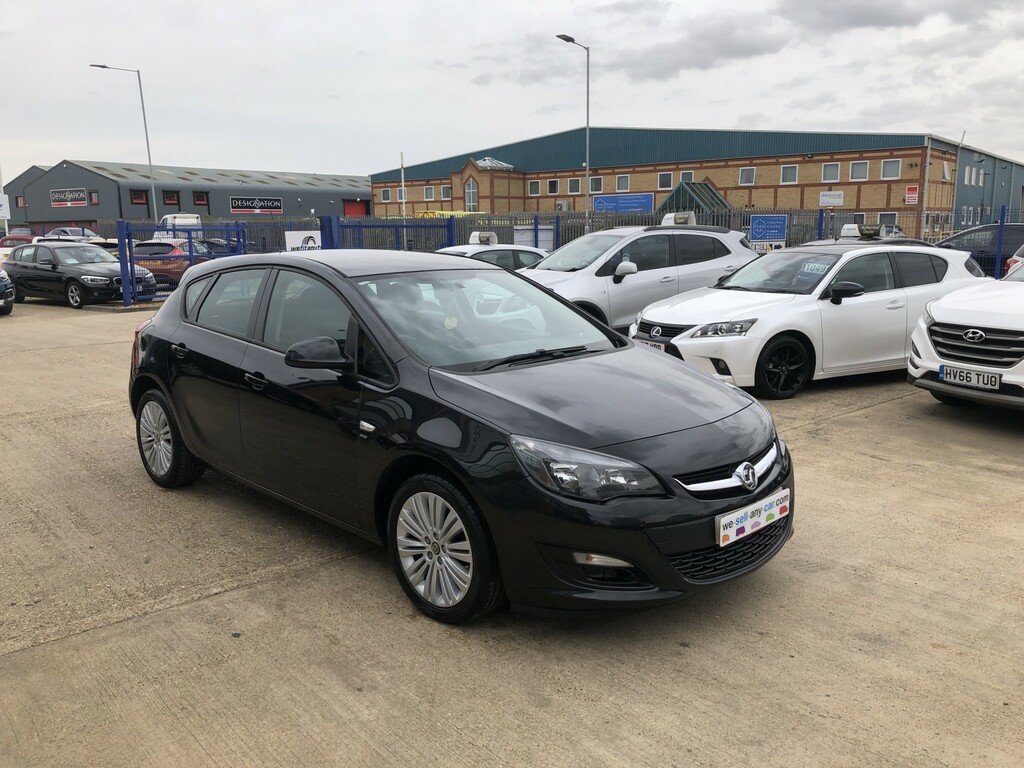 Vauxhall Astra 1.4 16V Energy Black #2