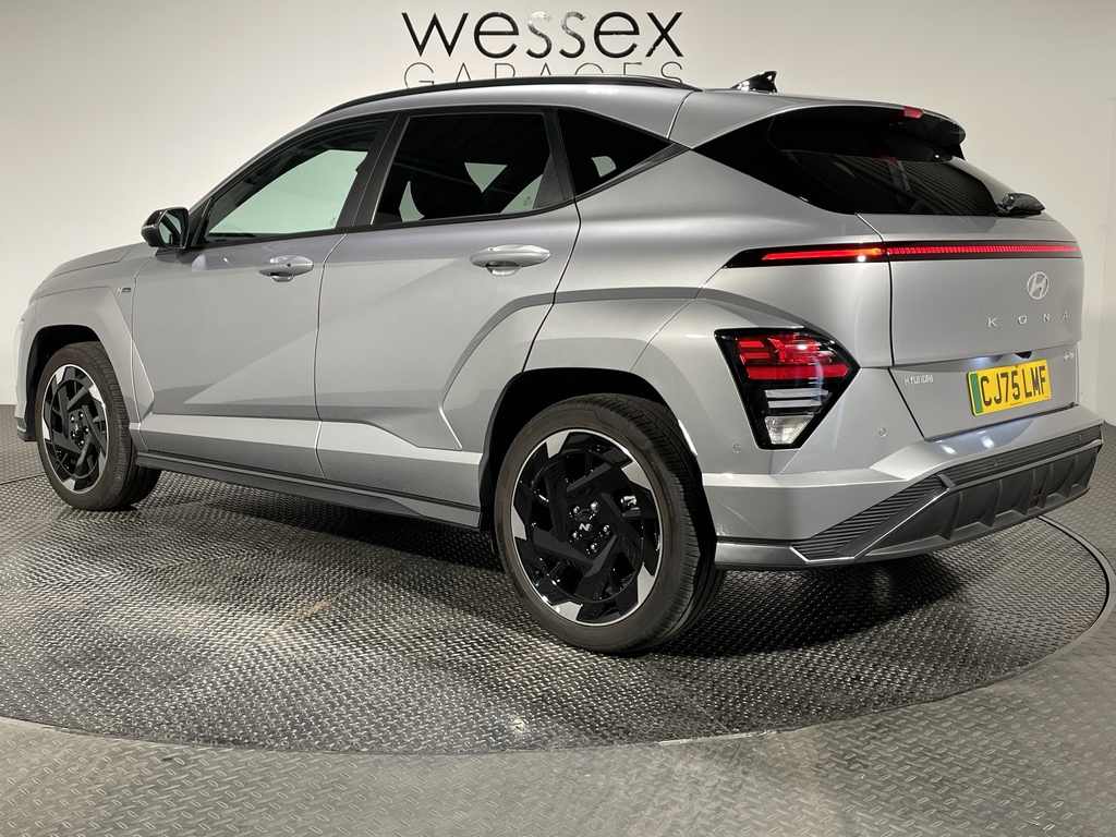 Hyundai Kona 160Kw N Line S 65Kwh 22023 CJ75LMF Silver #3