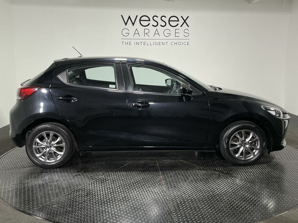 Mazda 2 1.5 Skyactiv G Se-l Nav Black #3