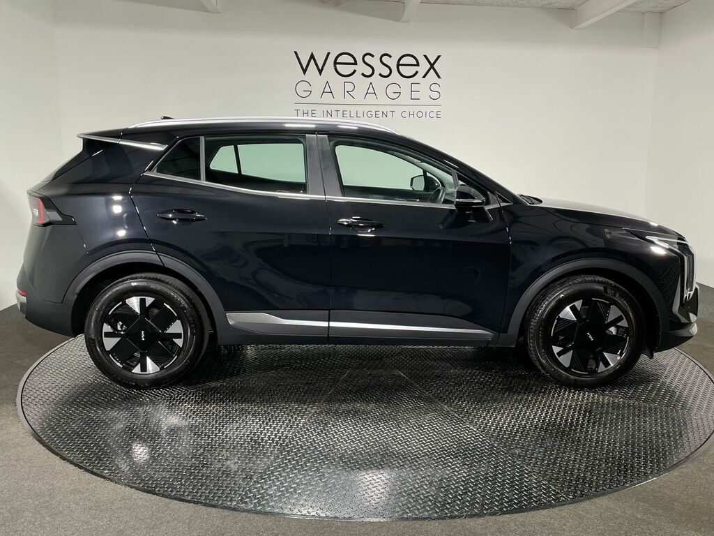 Kia Sportage 1.6T Gdi Hev Pure Black #3