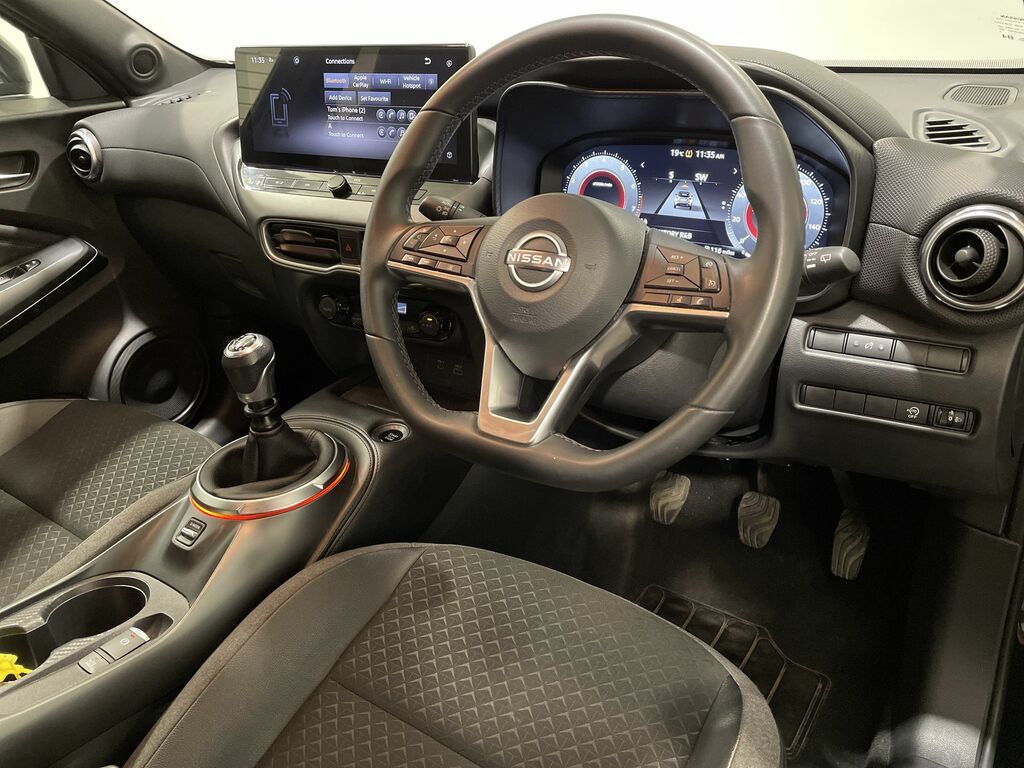 Nissan Juke 1.6 Hybrid N-connecta White #39
