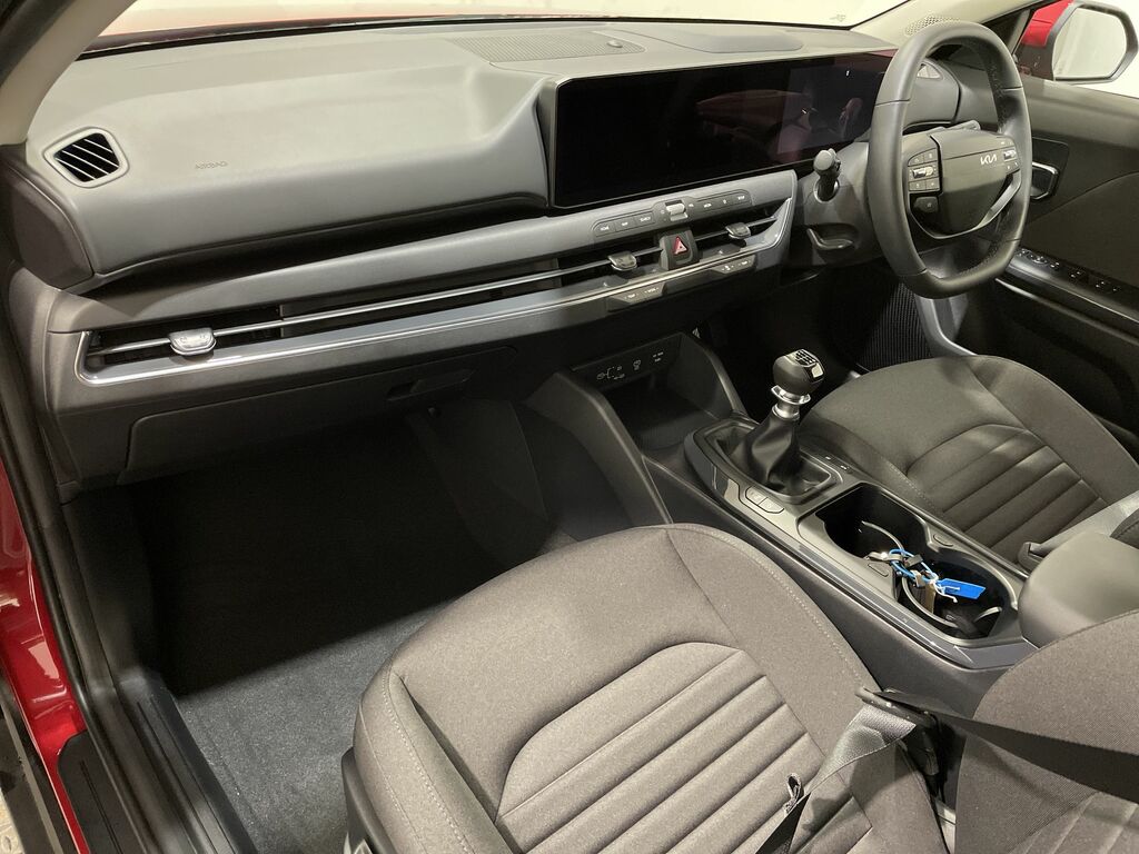 Kia K4 1.0T-gdi 115 48V Pure Red #2