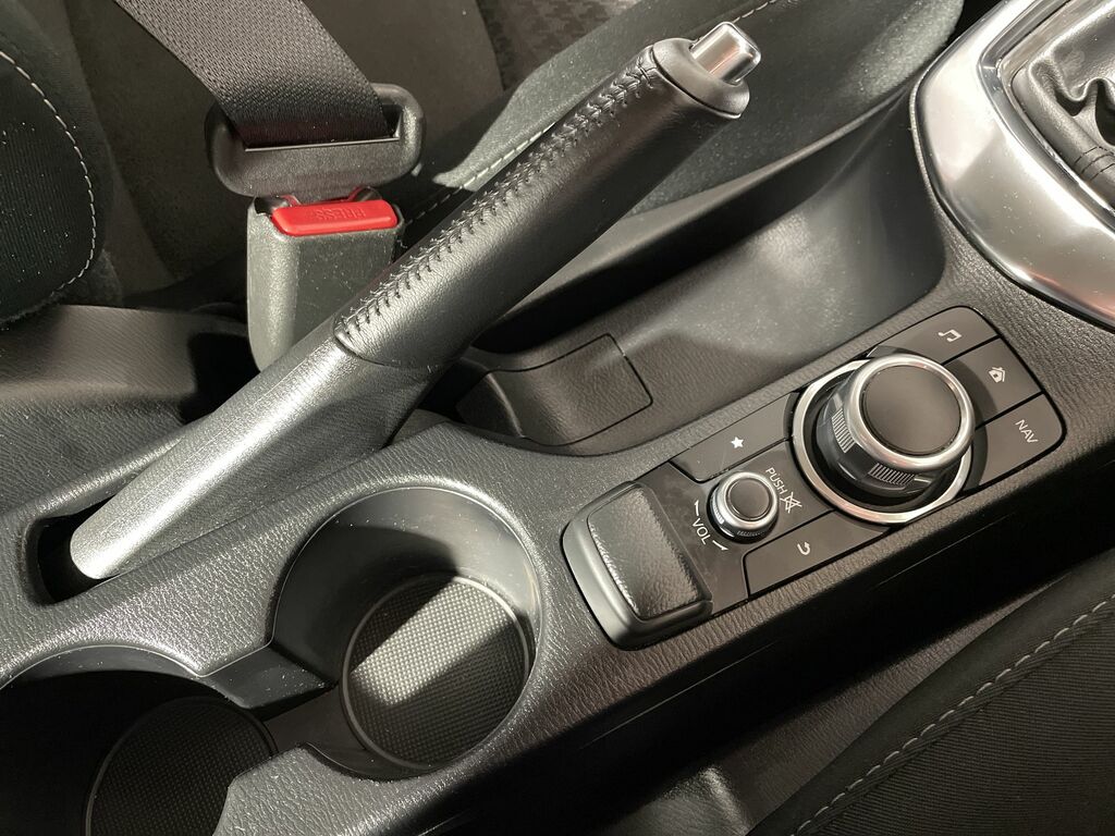 Mazda 2 1.5 Skyactiv-g Gt Sport Nav Euro 6 Ss 201 Silver #37