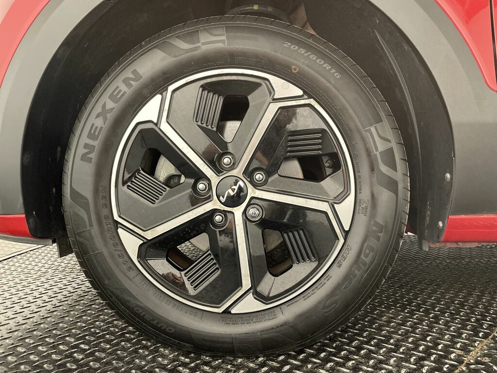 Kia Niro 1.6 Gdi Hybrid 2 Dct Red #4