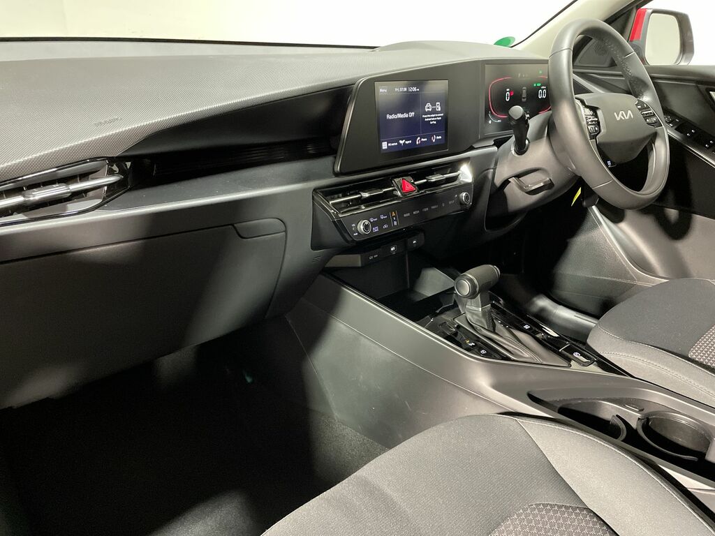 Kia Niro 1.6 Gdi Hybrid 4 Dctrear Camera - Heated Sea Red #21