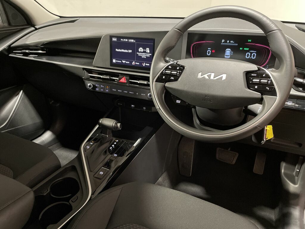 Kia Niro 1.6 Gdi Hybrid 4 Dctrear Camera - Heated Sea Red #36
