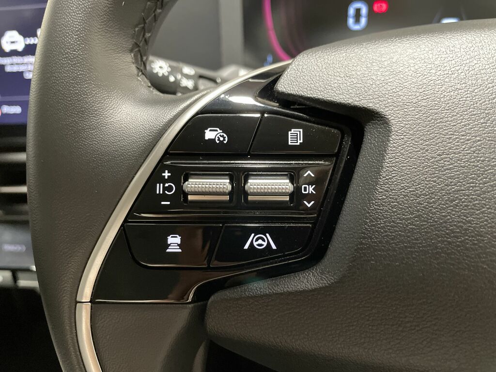 Kia Niro 1.6 Gdi Hybrid 4 Dctrear Camera - Heated Sea Red #42