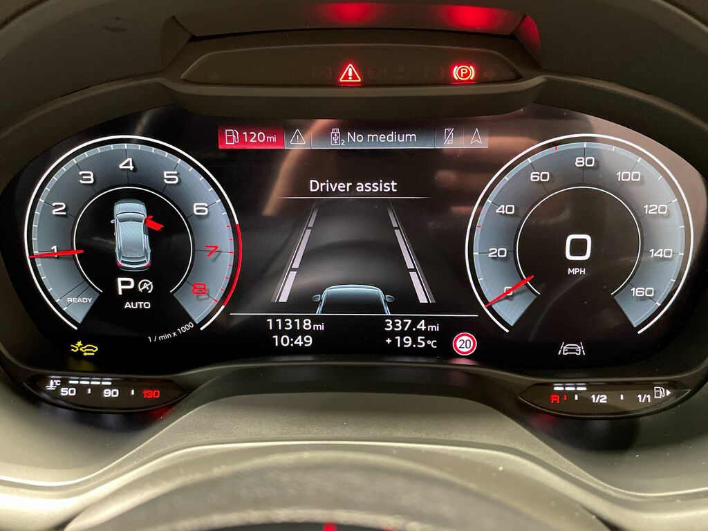 Audi Q2 Audi Q2 Sport 35 Tfsi 150 Ps S Tronic Grey #43