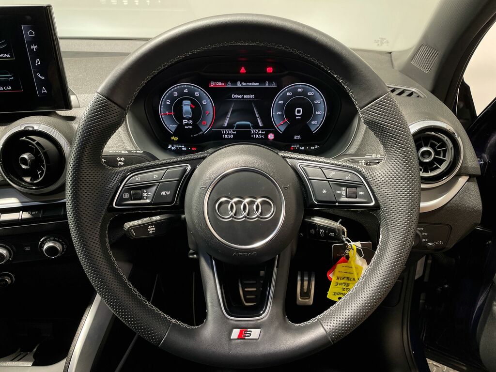 Audi Q2 Audi Q2 Sport 35 Tfsi 150 Ps S Tronic Grey #46