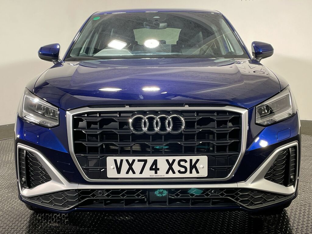 Audi Q2 Audi Q2 Sport 35 Tfsi 150 Ps S Tronic Grey #12