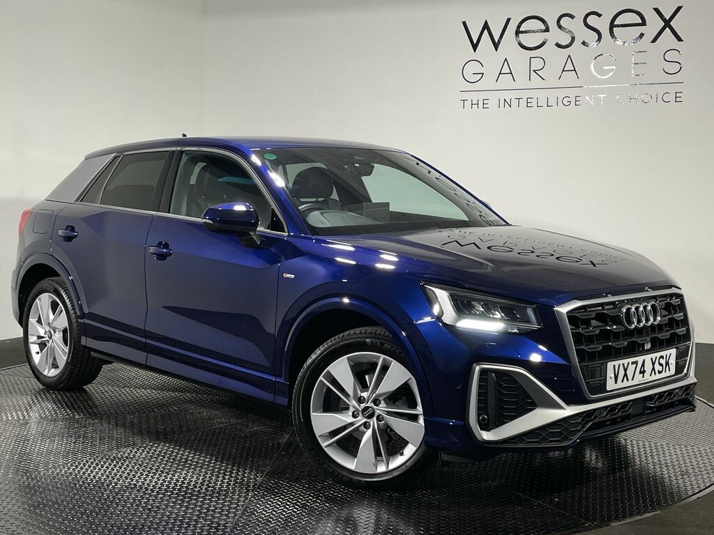Audi Q2 Audi Q2 Sport 35 Tfsi 150 Ps S Tronic Grey #2