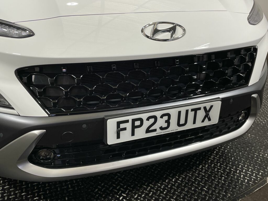 Hyundai Kona 1.0 Tgdi 48V Mhev Premium White #6