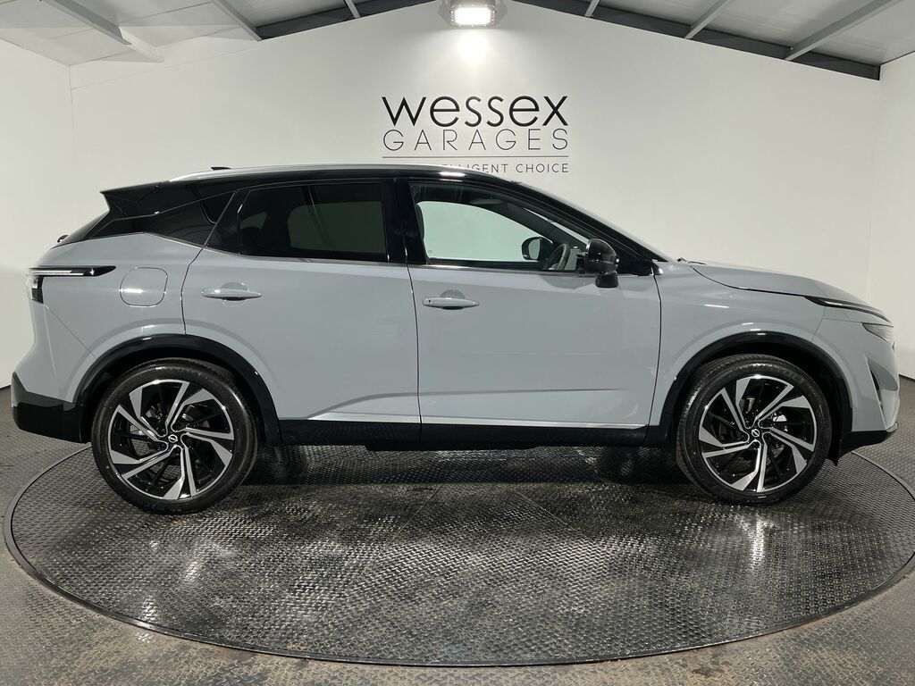 Nissan Qashqai 1.3 Dig-t Mh 158 Tekna 52024 WO26ZTK Black #3