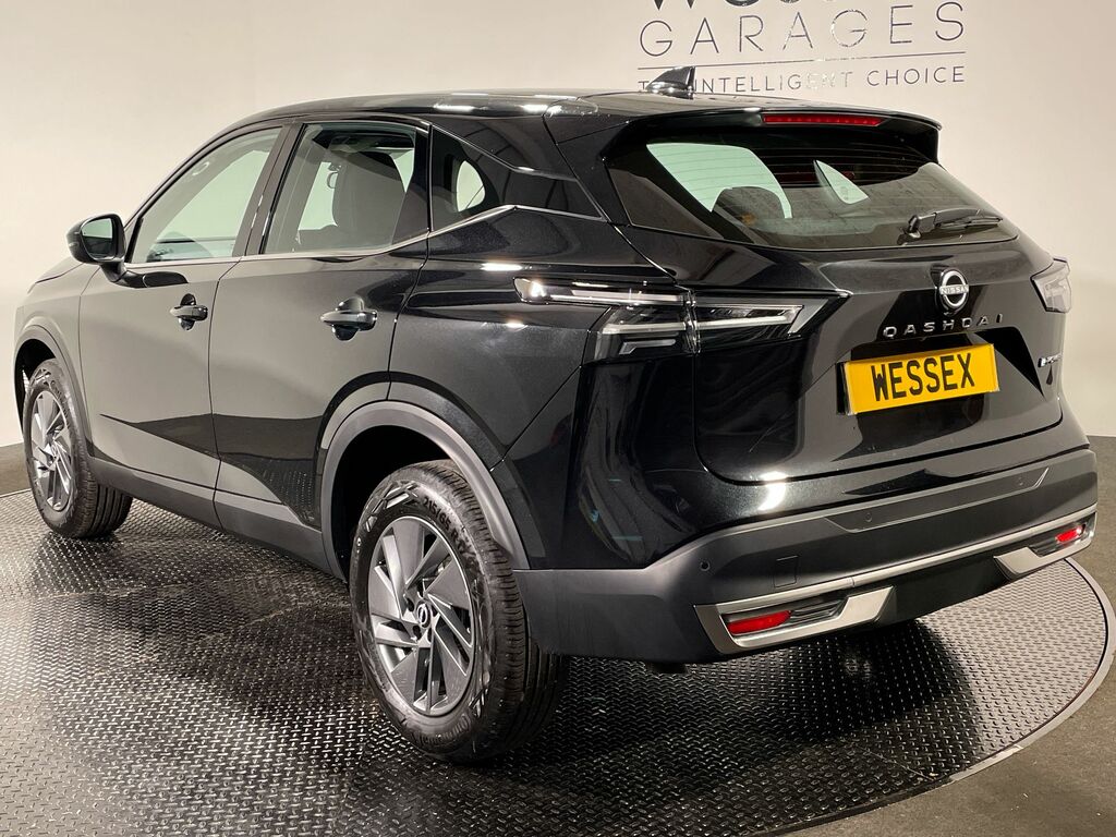 Nissan Qashqai 1.5 E-power 205 Acenta Premium 52025 WO26ZSX Black #4