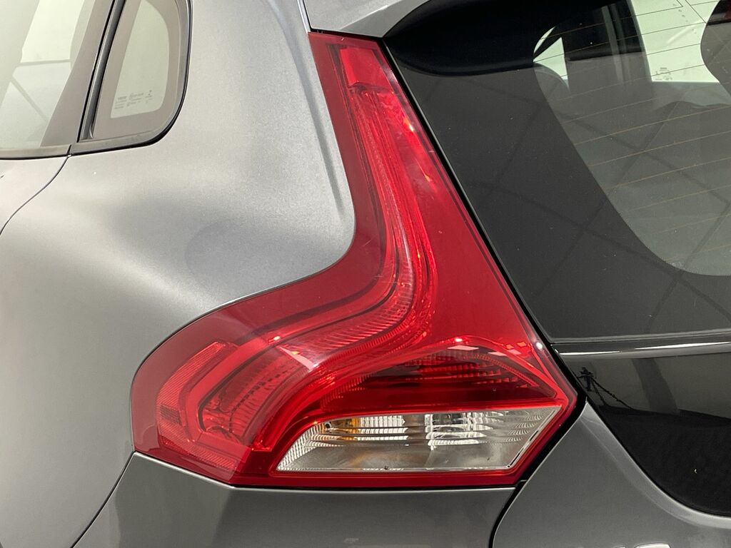 Volvo V40 T3 Momentum Rear Park Assist, Spare Wheel Silver #22