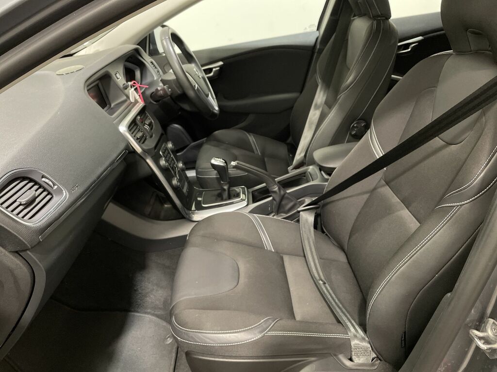 Volvo V40 T3 Momentum Rear Park Assist, Spare Wheel Silver #25