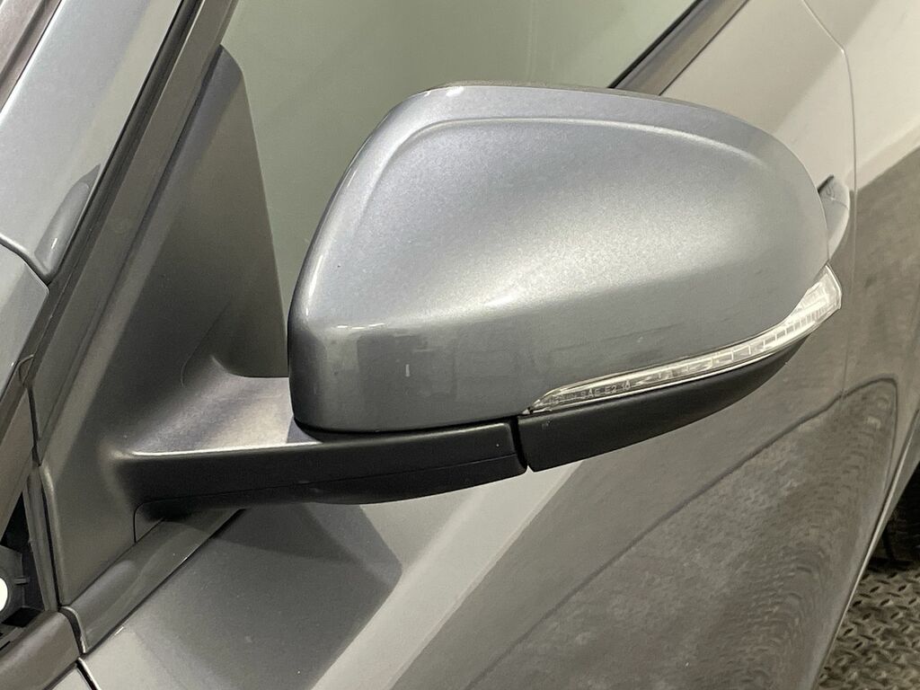 Volvo V40 T3 Momentum Rear Park Assist, Spare Wheel Silver #17