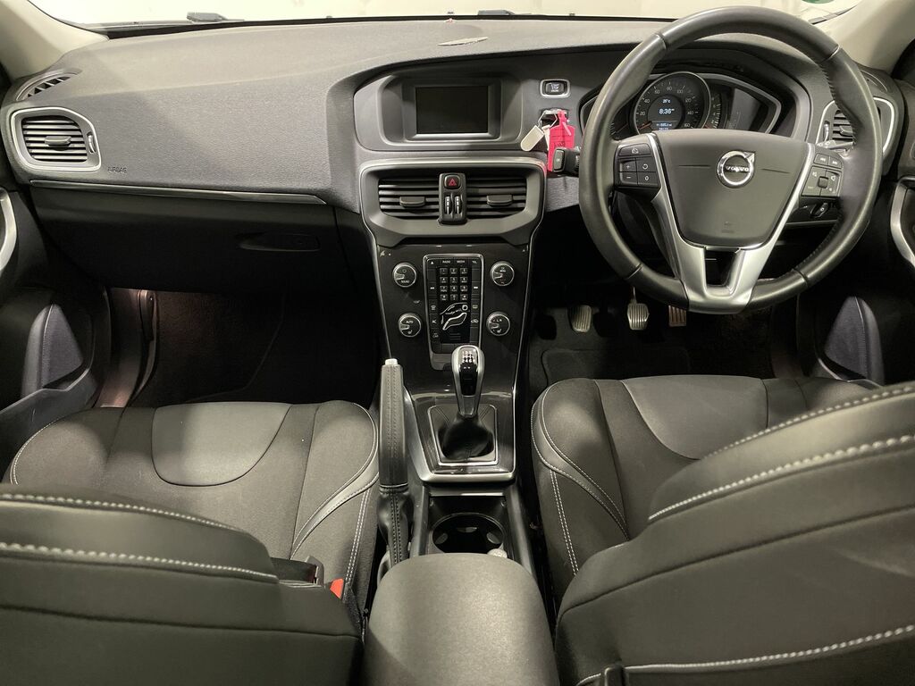Volvo V40 T3 Momentum Rear Park Assist, Spare Wheel Silver #28