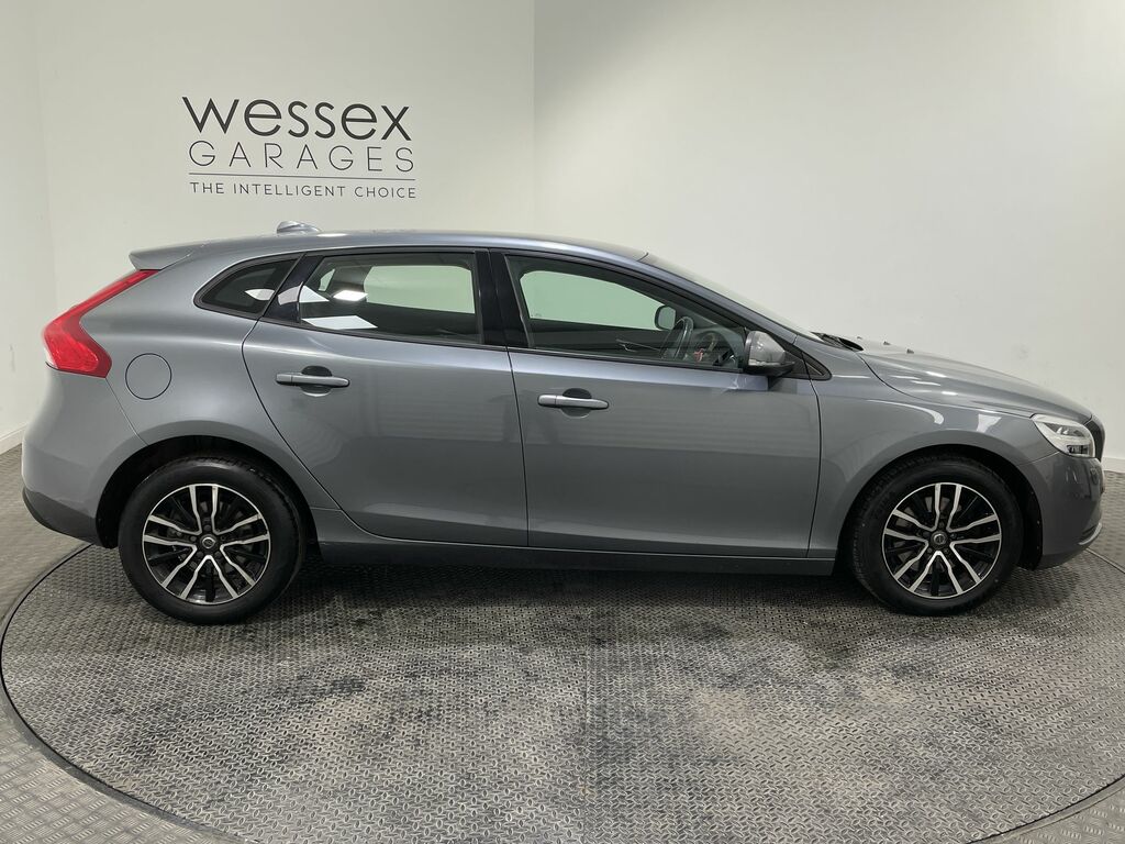 Volvo V40 T3 Momentum Rear Park Assist, Spare Wheel Silver #7