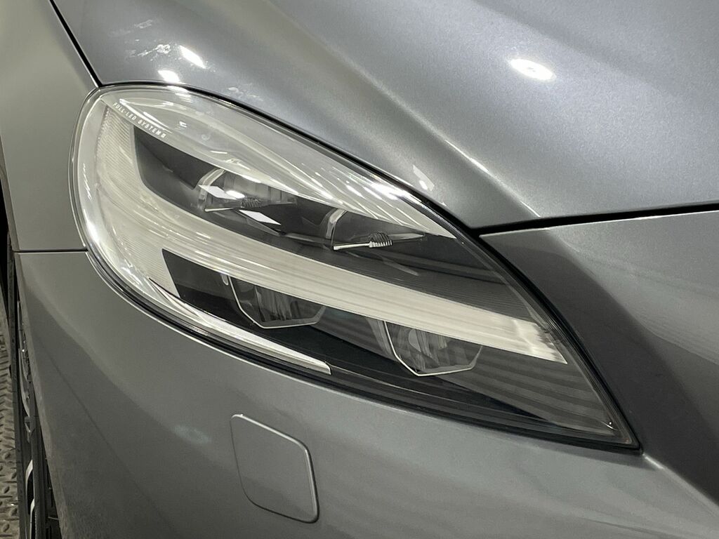 Volvo V40 T3 Momentum Rear Park Assist, Spare Wheel Silver #15