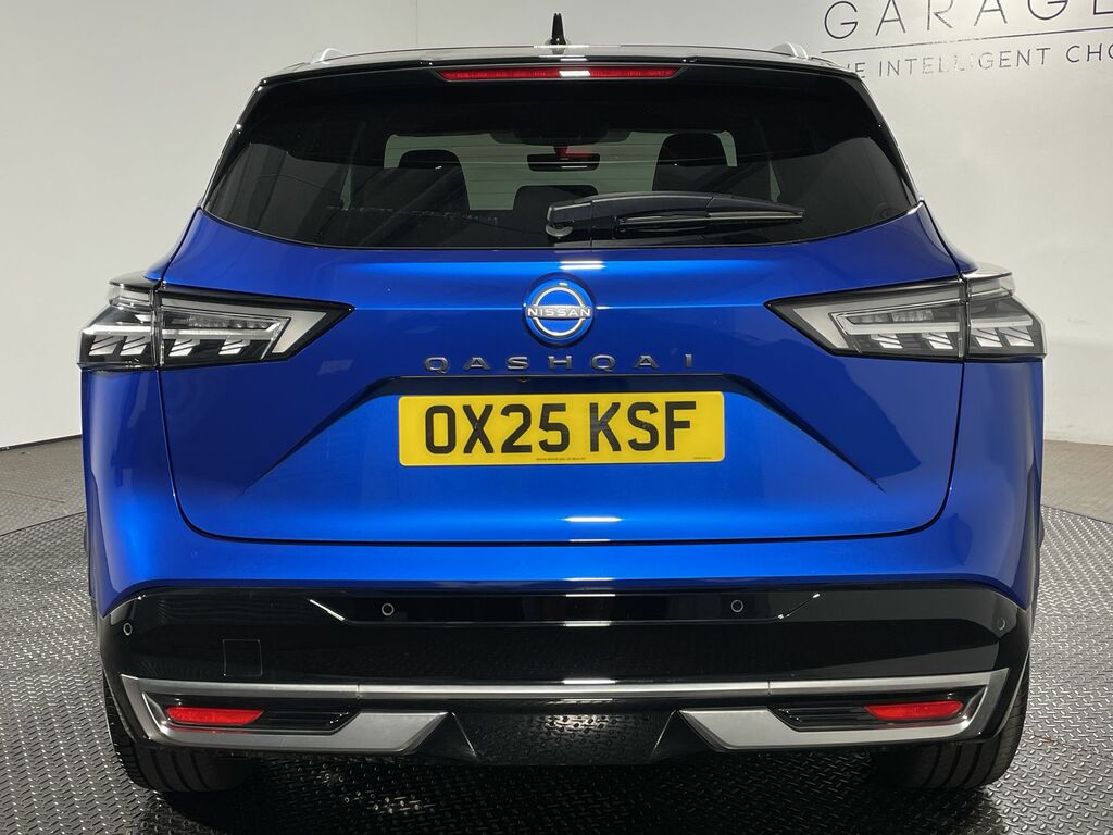 Nissan Qashqai 1.3 Dig-t Mh 158 N-connecta Xtronic Black #19