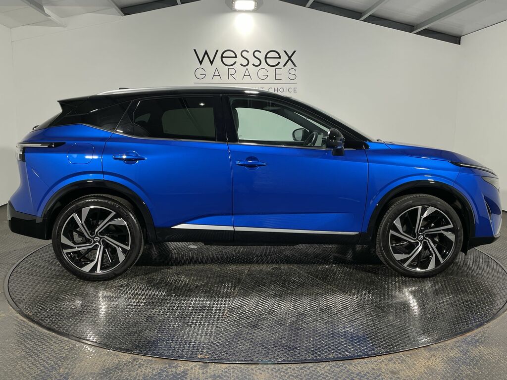 Nissan Qashqai 1.3 Dig-t Mh 158 N-connecta Xtronic Black #6
