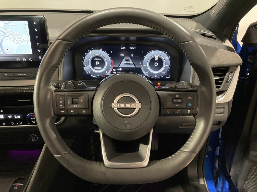 Nissan Qashqai 1.3 Dig-t Mh 158 N-connecta Xtronic Black #44