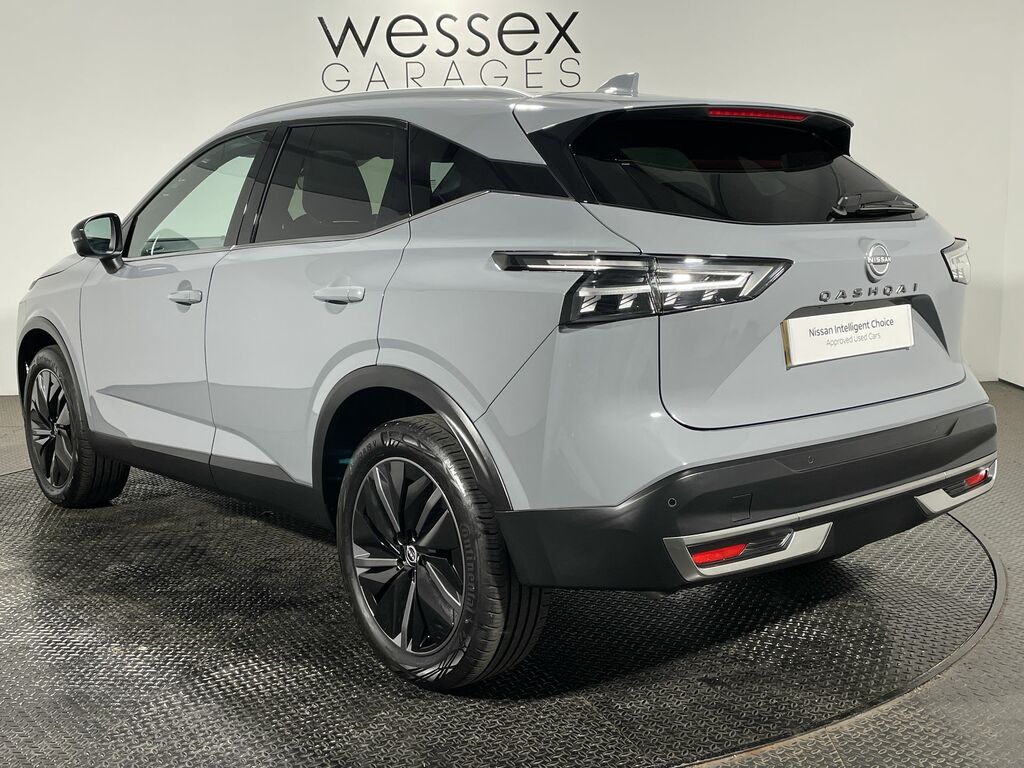 Nissan Qashqai 1.3 Dig-t Mh 158 N-connecta Glass Rf Xtronic Blue #19