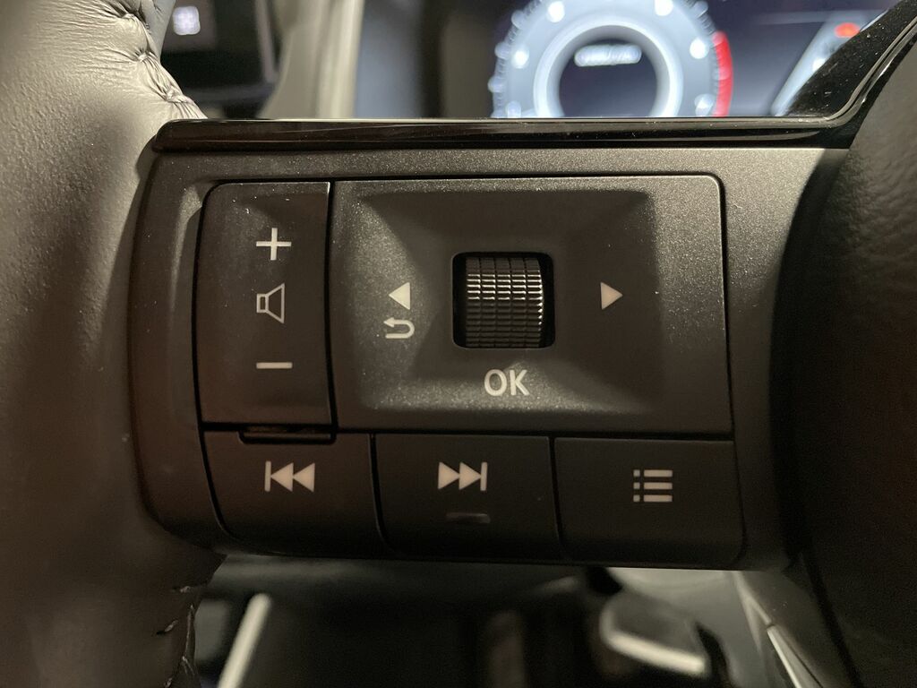 Nissan Qashqai 1.3 Dig-t Mh 158 N-connecta Glass Rf Xtronic Blue #46