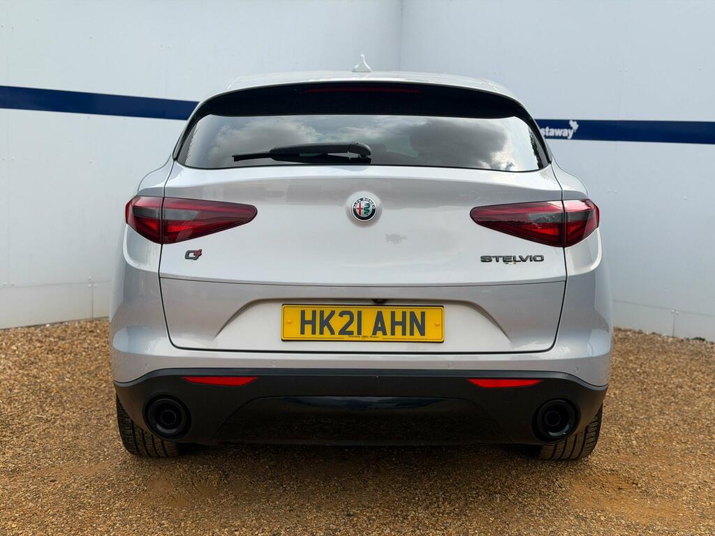 Alfa Romeo Stelvio 2.2 D 190 Sprint - 2021 21 White #4