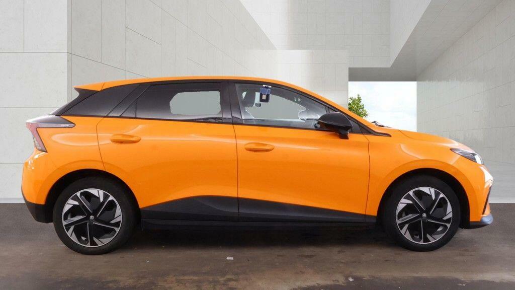 MG MG4 150Kw Trophy Ev Long Range 64Kwh Orange #5