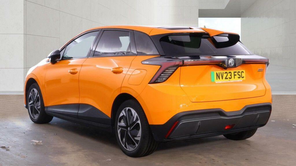 MG MG4 150Kw Trophy Ev Long Range 64Kwh Orange #3