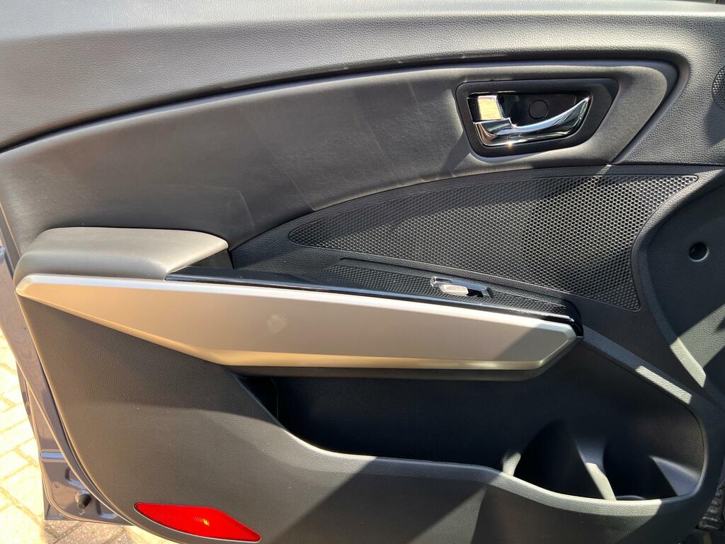SsangYong Tivoli 1.6L Ultimate Silver #14