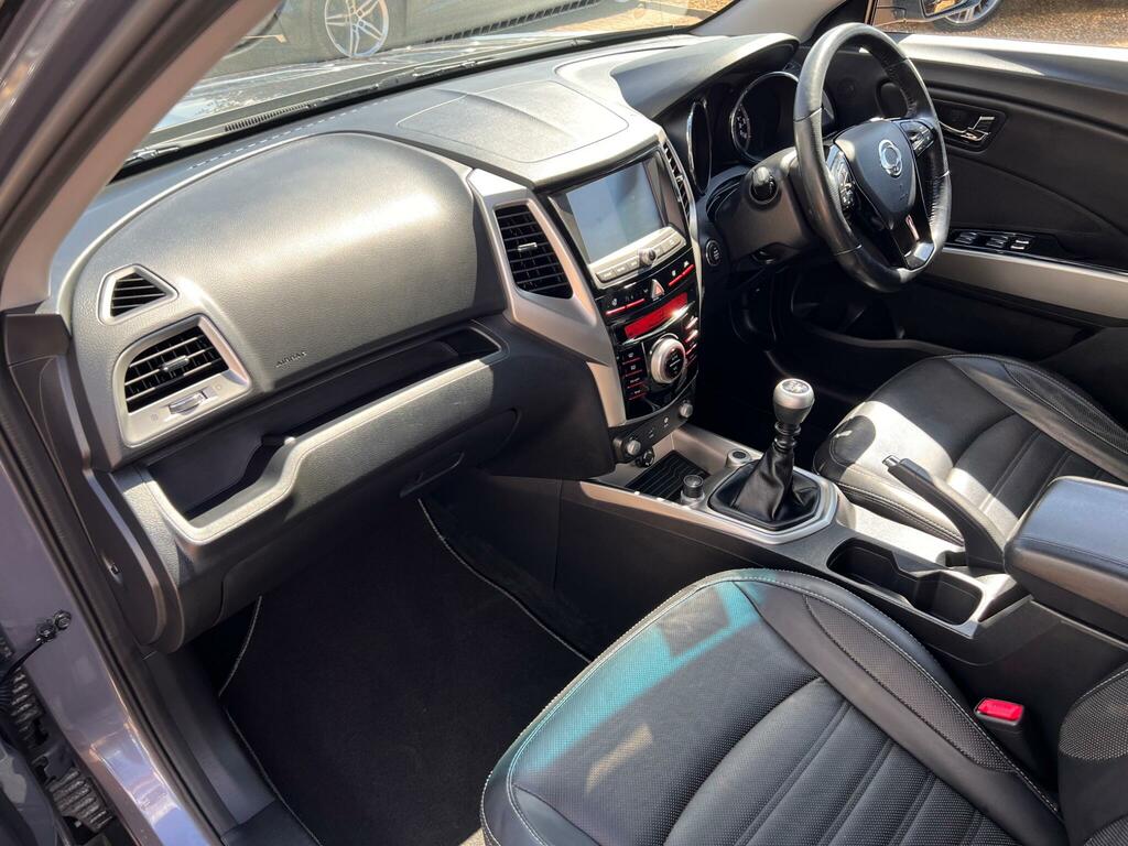 SsangYong Tivoli 1.6L Ultimate Silver #16
