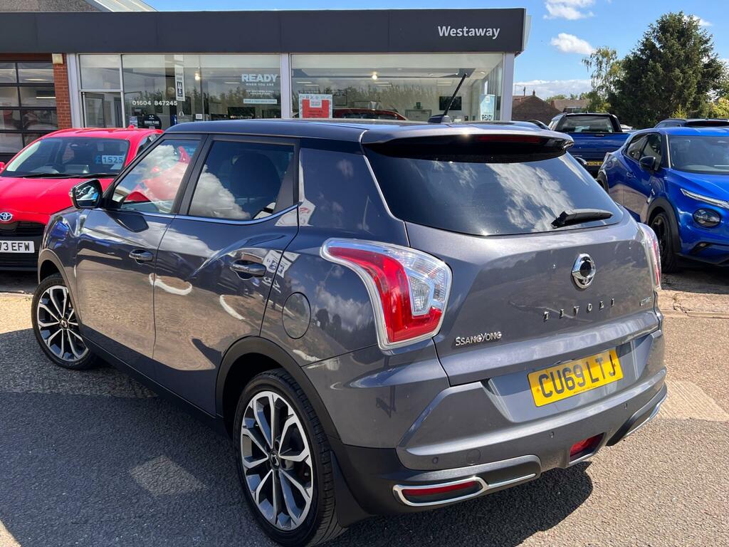 SsangYong Tivoli 1.6 Ultimate Grey #4