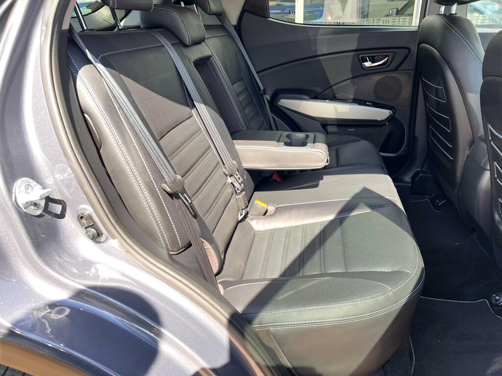 SsangYong Tivoli 1.6L Ultimate Silver #42