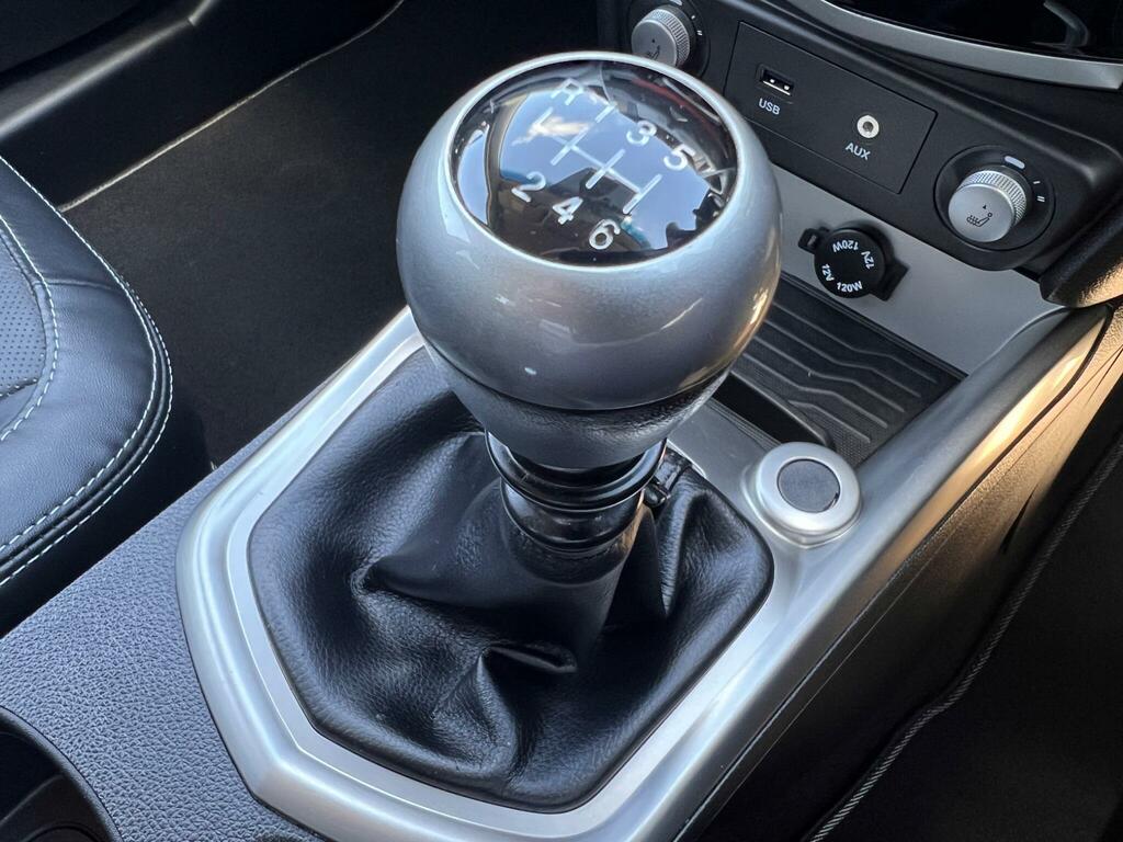 SsangYong Tivoli 1.6L Ultimate Silver #27