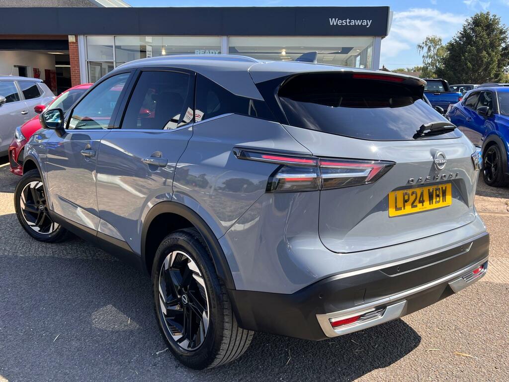 Nissan Qashqai 1.3 Dig-t Mh 158 N-connecta Xtronic Grey #4