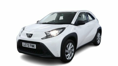 Toyota Aygo X 1.0 Vvt-i Pure Euro 6 Ss White #2
