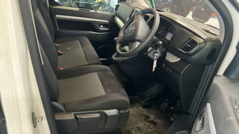 Toyota Proace Verso Proace Verso Family L1 D-4d White #11